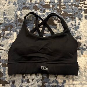 FLEO Isla Women's Black Sports Bra- Medium Support